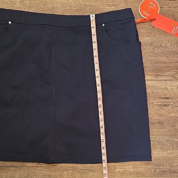 Hearts of Palm Navy Blue Skorts Size 24W New With Tags - Picture 8 of 11